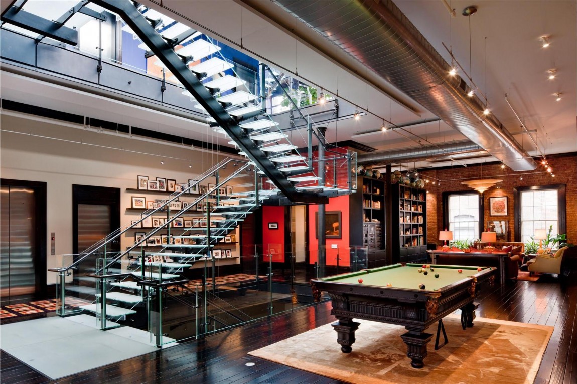 Triplex loft mansion à Tribeca, New York City avec lampes Fortuny