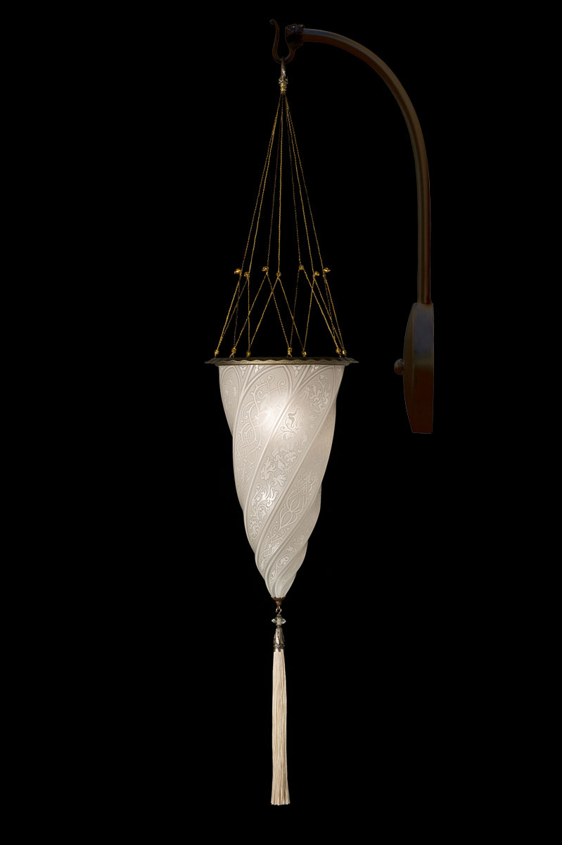 Applique Fortuny Cesendello en verre blanc avec arche suspension