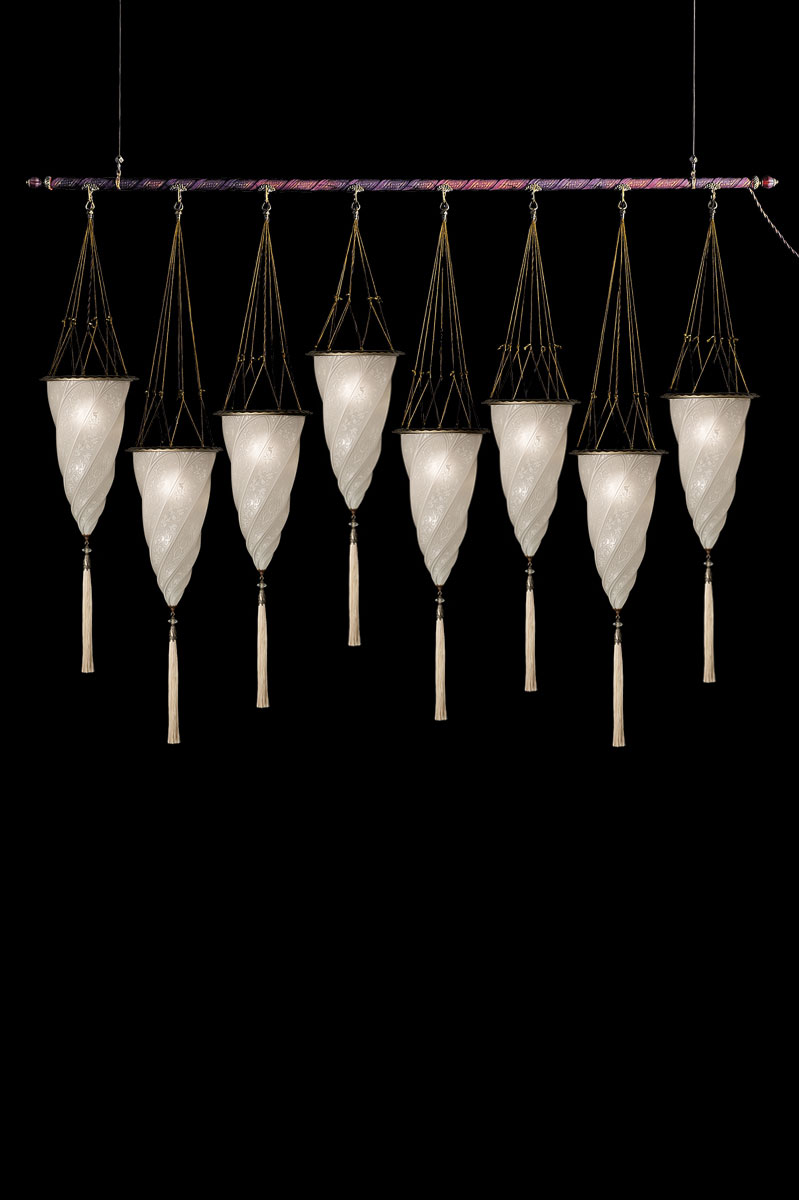 Lampe Fortuny Cesendello en verre blanc sur barre avec 8 points lumineux