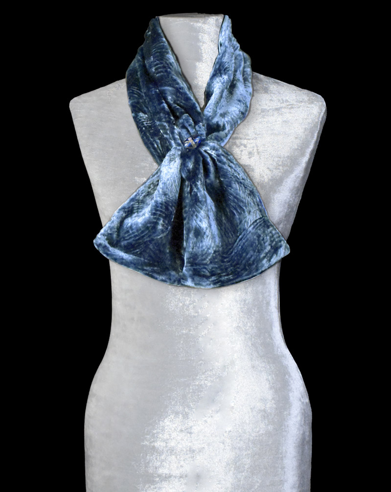 Fortuny furrowed velvet scarf with Murano glass beads