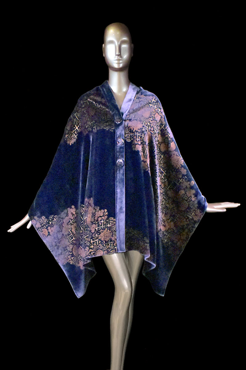 Étole Fortuny Minerva en velours imprimé avec boutons